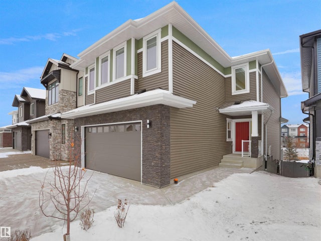 Edmonton Real Estate: Single Family Property for Sale in Griesbach