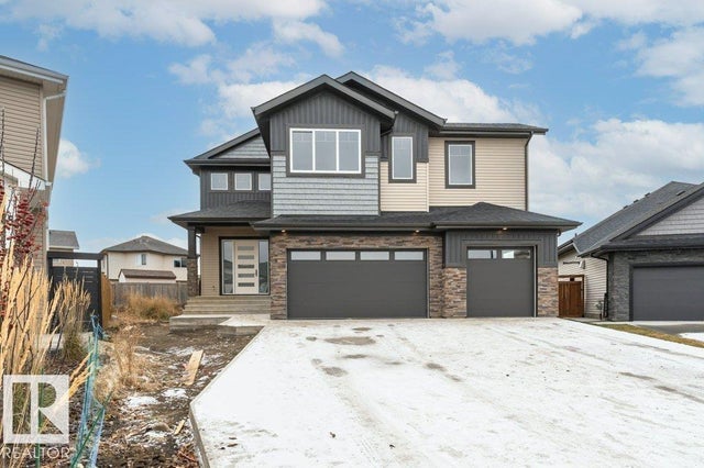 53 Lilac Bay, Spruce Grove