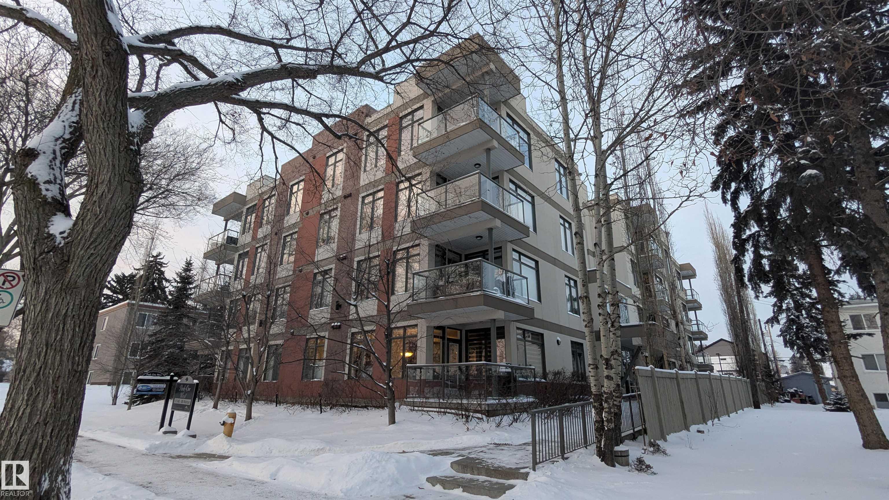 Edmonton Real Estate: Condo / Townhouse Property for Sale in Parkallen (Edmonton)