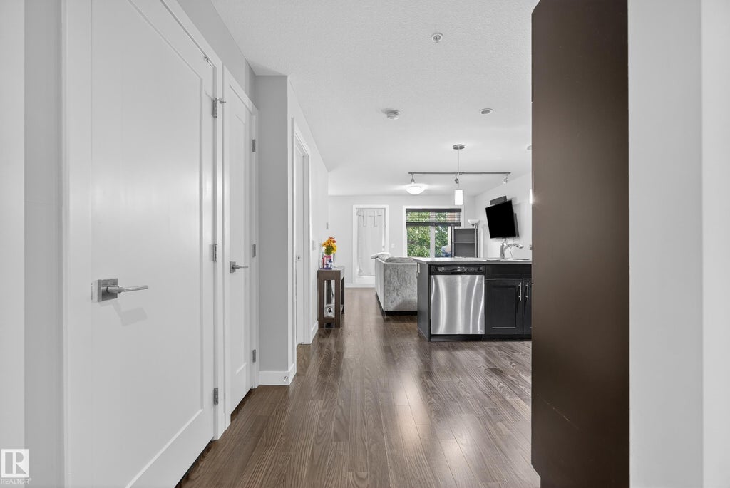 107 1031 173 Street Sw, Edmonton