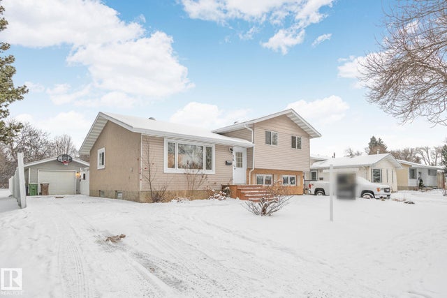 16 Larose Drive, St. Albert