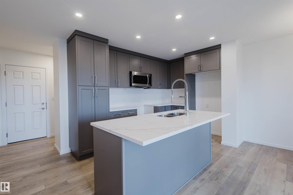 1029 Hearthstone Boulevard, Sherwood Park