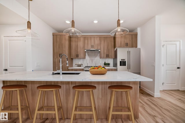 1318 Keswick Drive, Edmonton