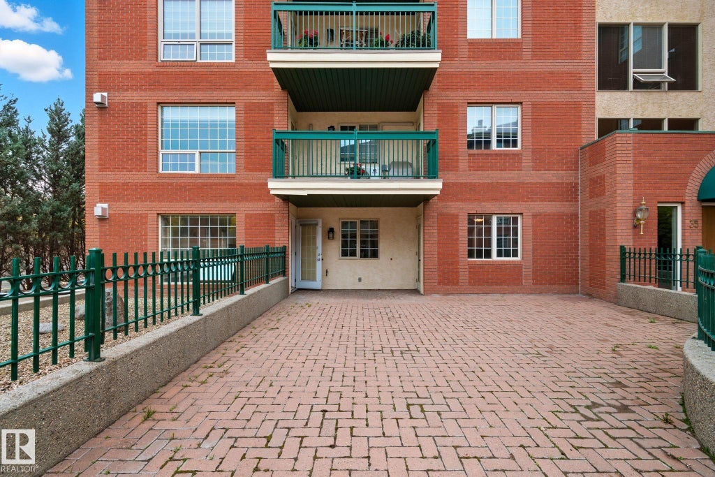#102 35 Sir Winston Churchill Avenue, St. Albert
