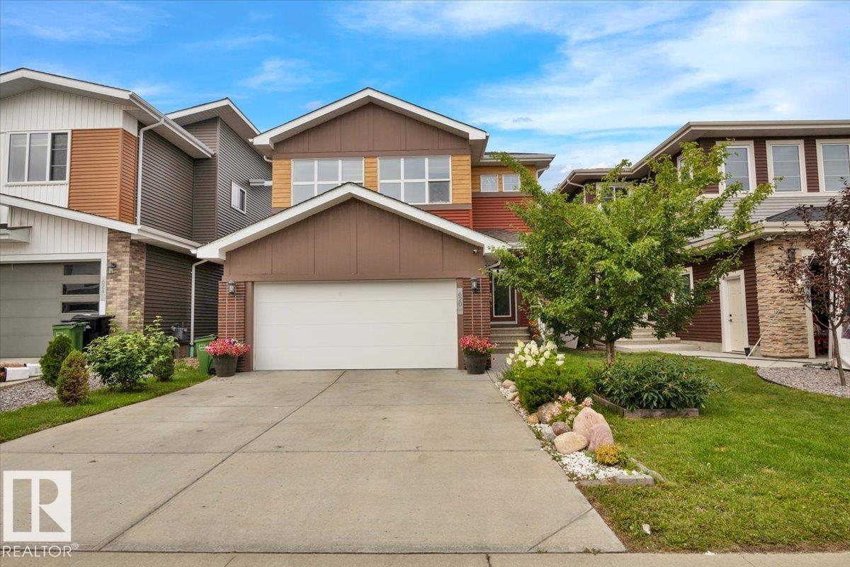 Photo for MLS®# E4467915 - home for sale at 620 42 Street Southwest, Charlesworth, Edmonton AB