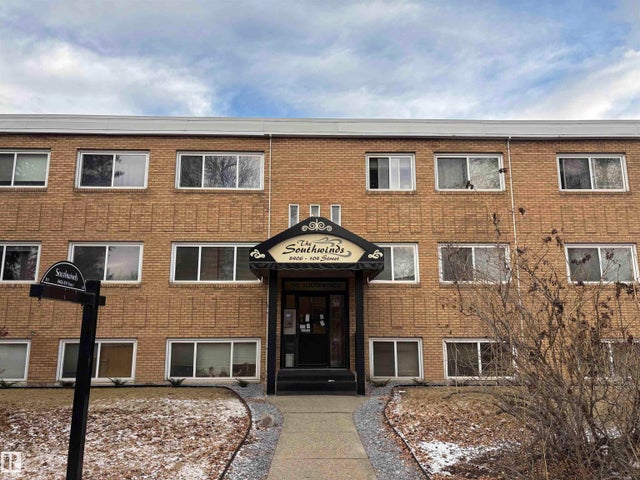 24 8406 104 Street, Edmonton