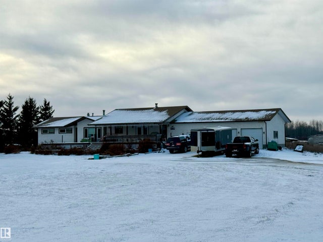 472078 Hwy 814, Rural Wetaskiwin County