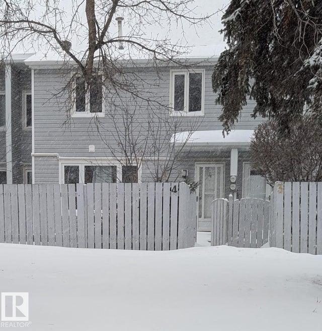 4 Amberly Crest, Edmonton