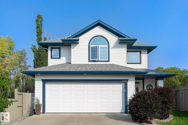 1035 Macewan Close, Edmonton