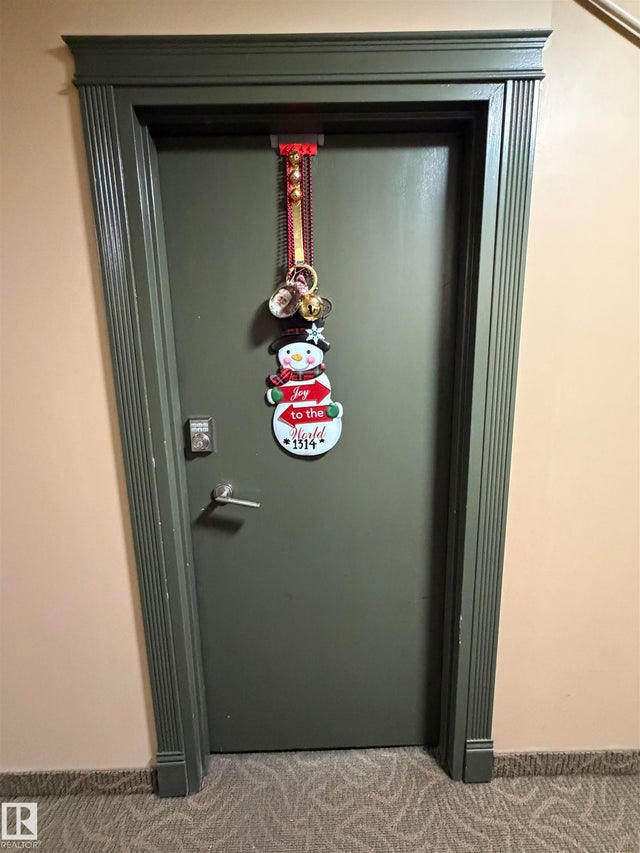 1314 13910 Stony Plain Road Nw, Edmonton