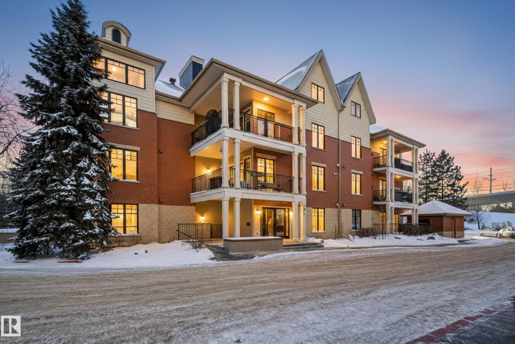 102 9803 96a Street Nw, Edmonton