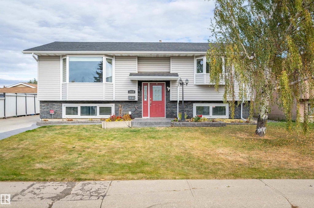 3410 135a Avenue Nw, Edmonton