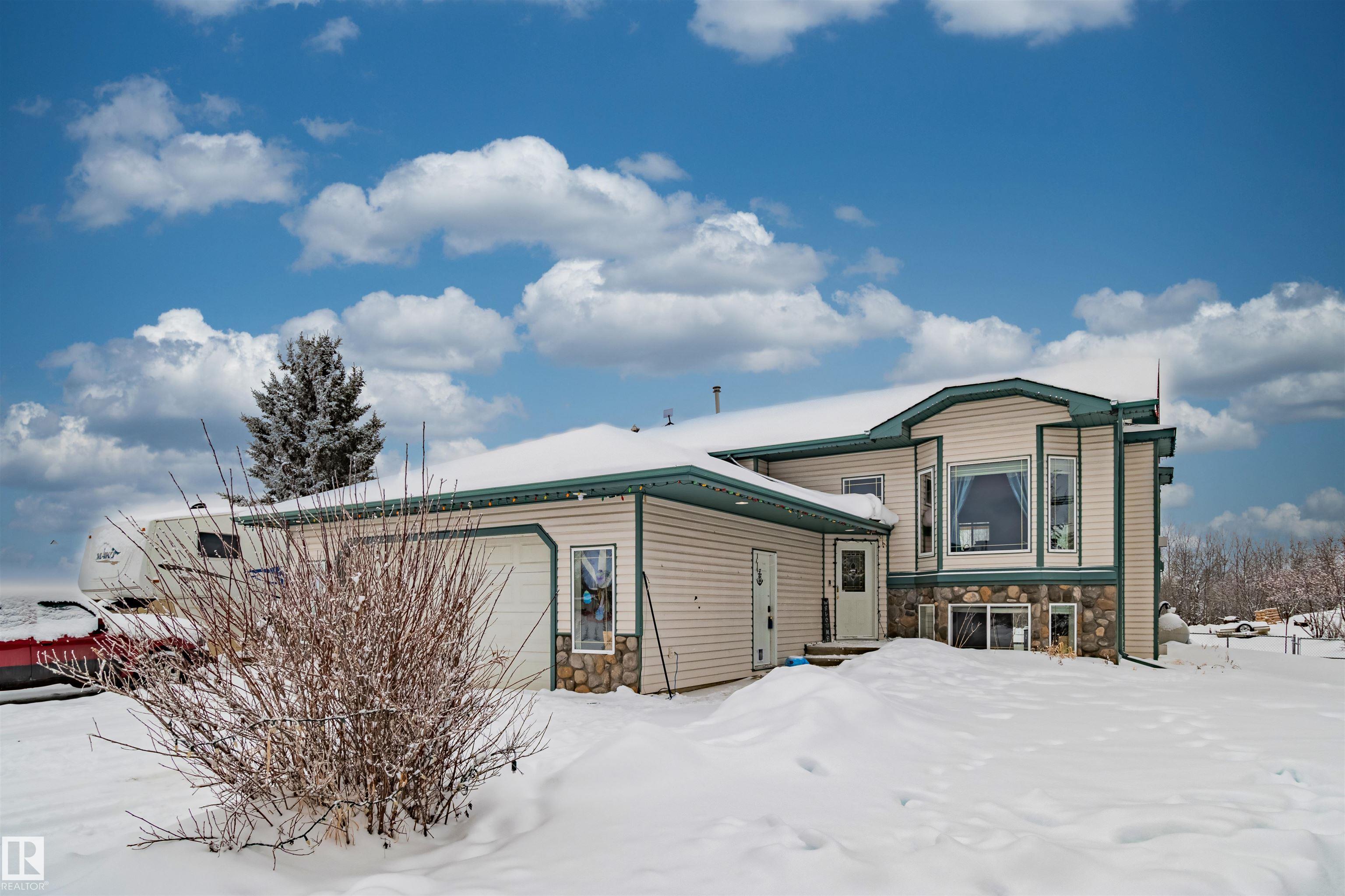 Home for Sale Located at 16 53122 Range Road 14, Rural Parkland County, AB
