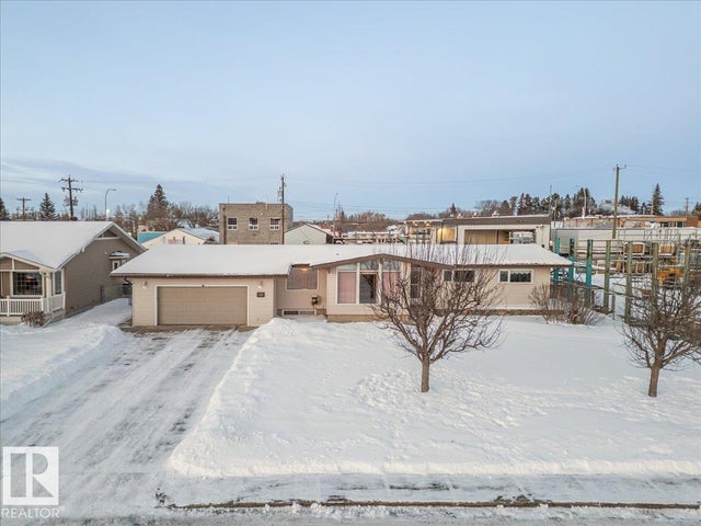 4910 49 Avenue, Calmar