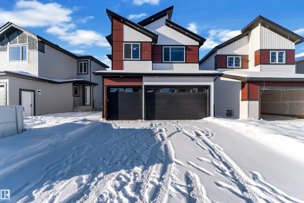 745 Astoria Way, Devon