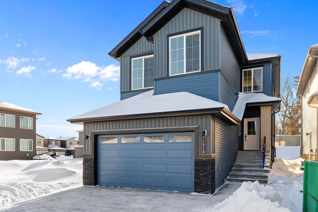 1713 Crossbill Loop, Edmonton