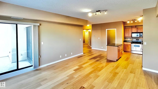 405 10319 111 Street Nw, Edmonton