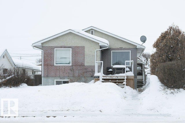 9747 107 Street, Westlock