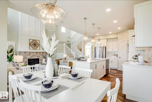 2356 Muckleplum Way, Edmonton