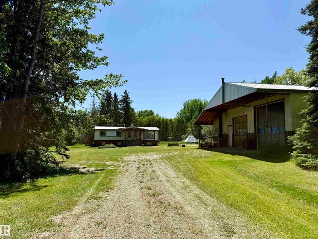 507 Lakeshore Drive Buck Lake, Rural Wetaskiwin County