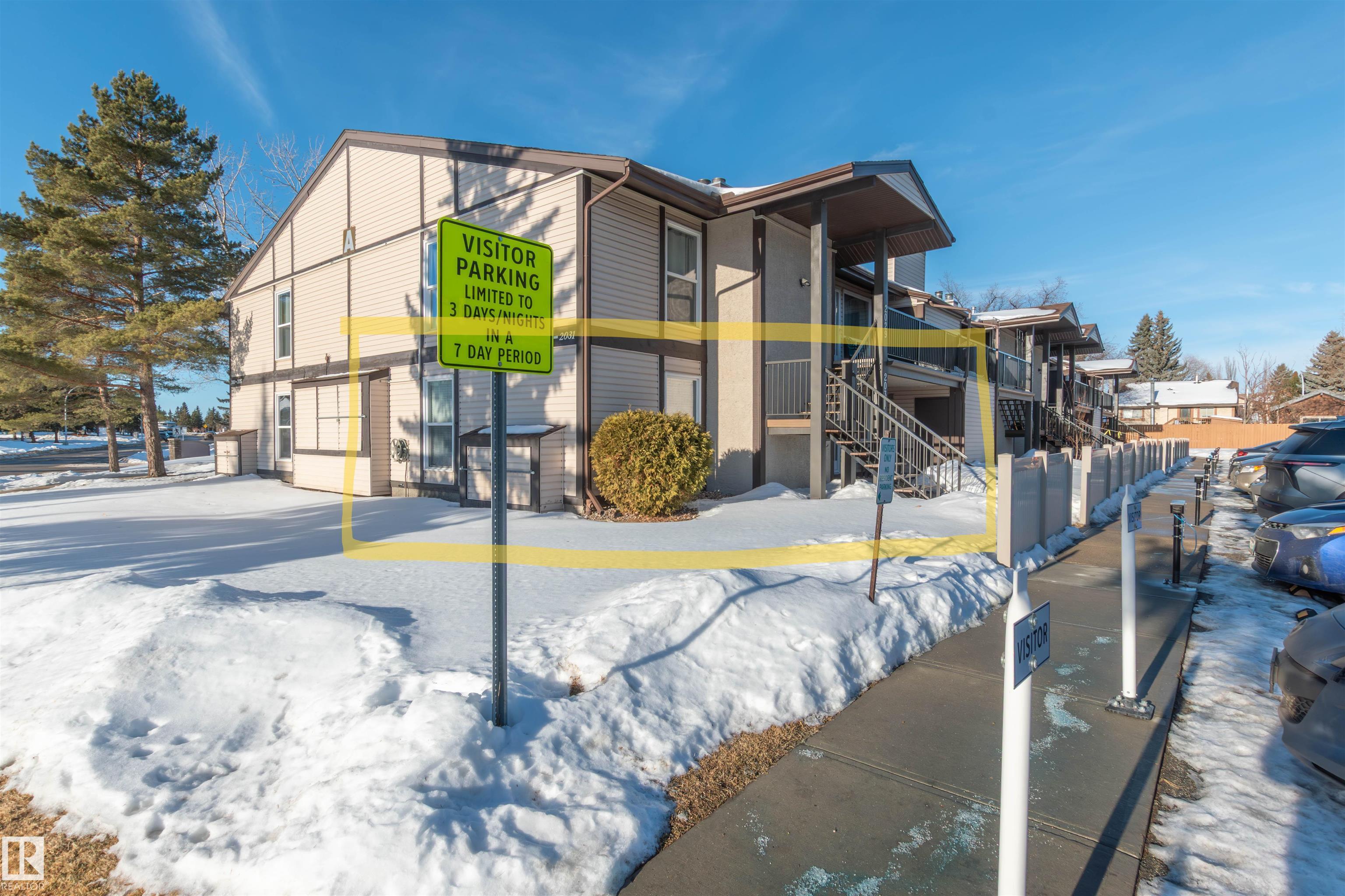 Condo / Townhouse Property for Sale at 2031 Saddleback Road Northwest, Edmonton: MLS®# E4470120