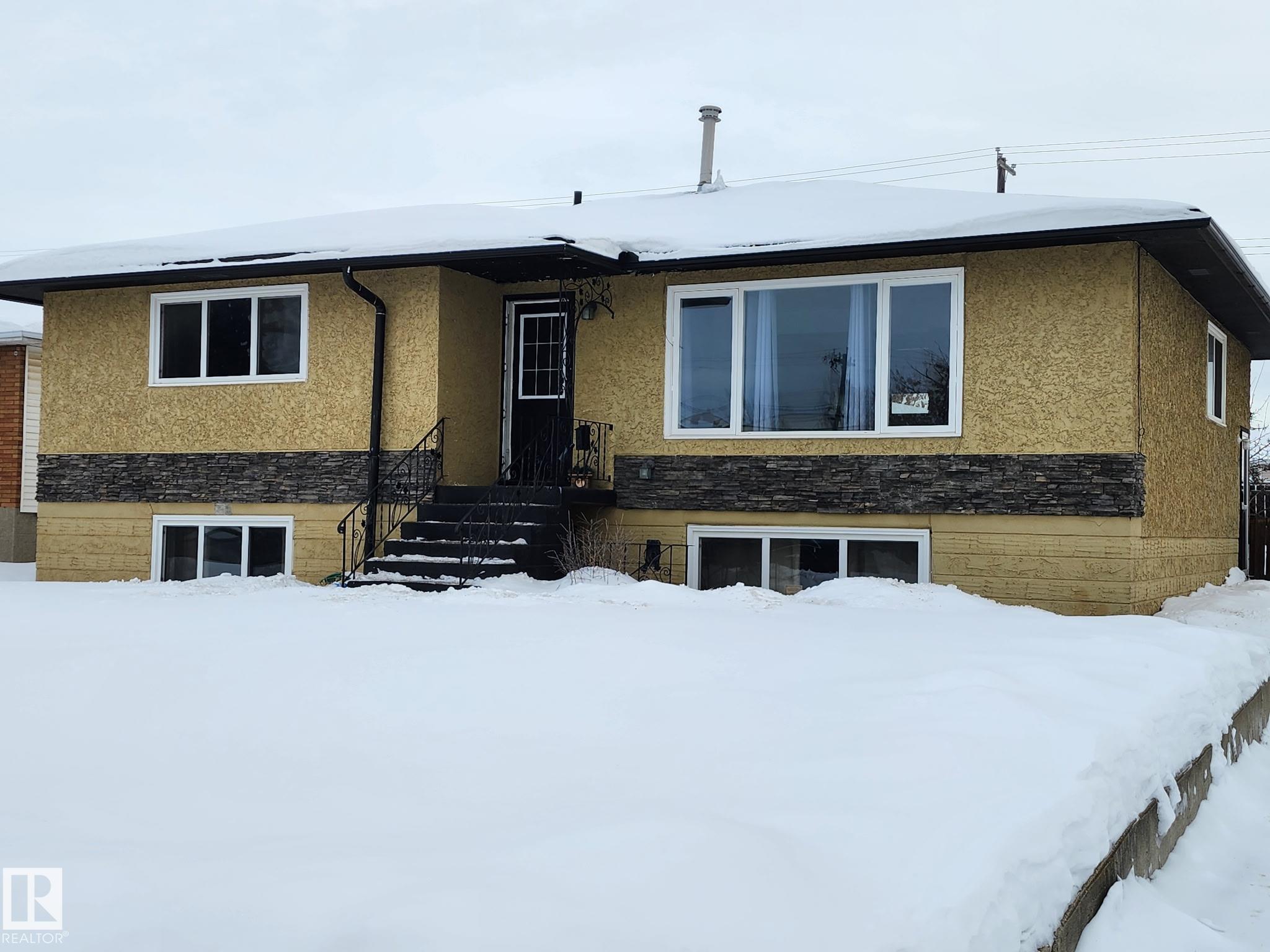 Single Family Property for Sale at 12903/12905 96 Street Northwest, Edmonton: MLS®# E4470162