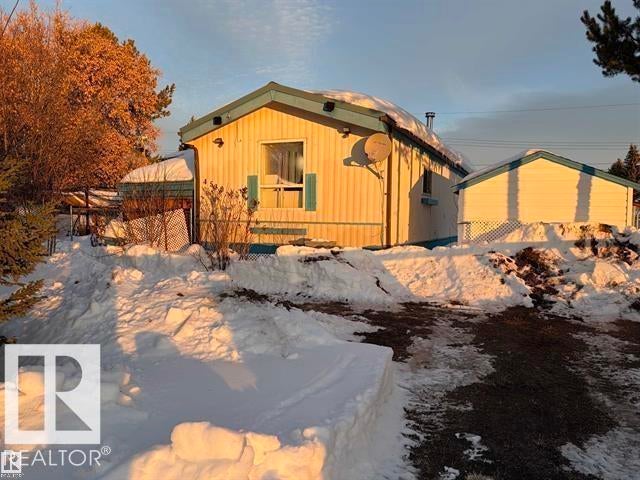 4530 Maria Close East, Smoky Lake Town