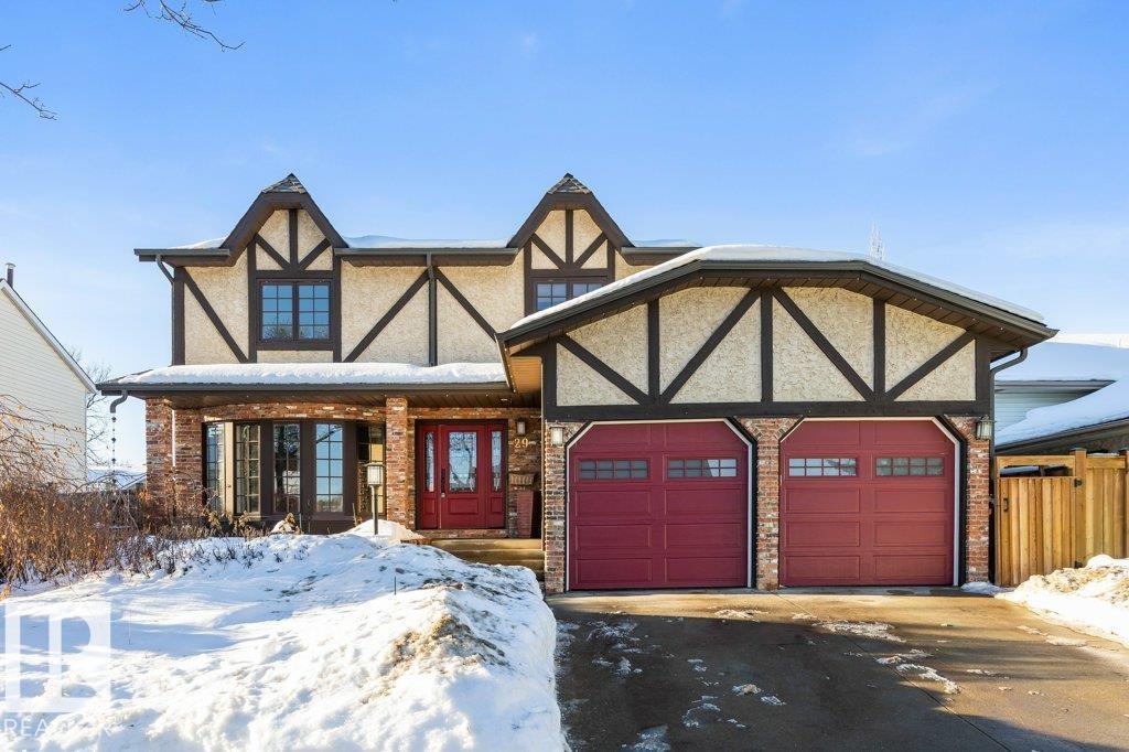 29 Woodlands Road, St. Albert