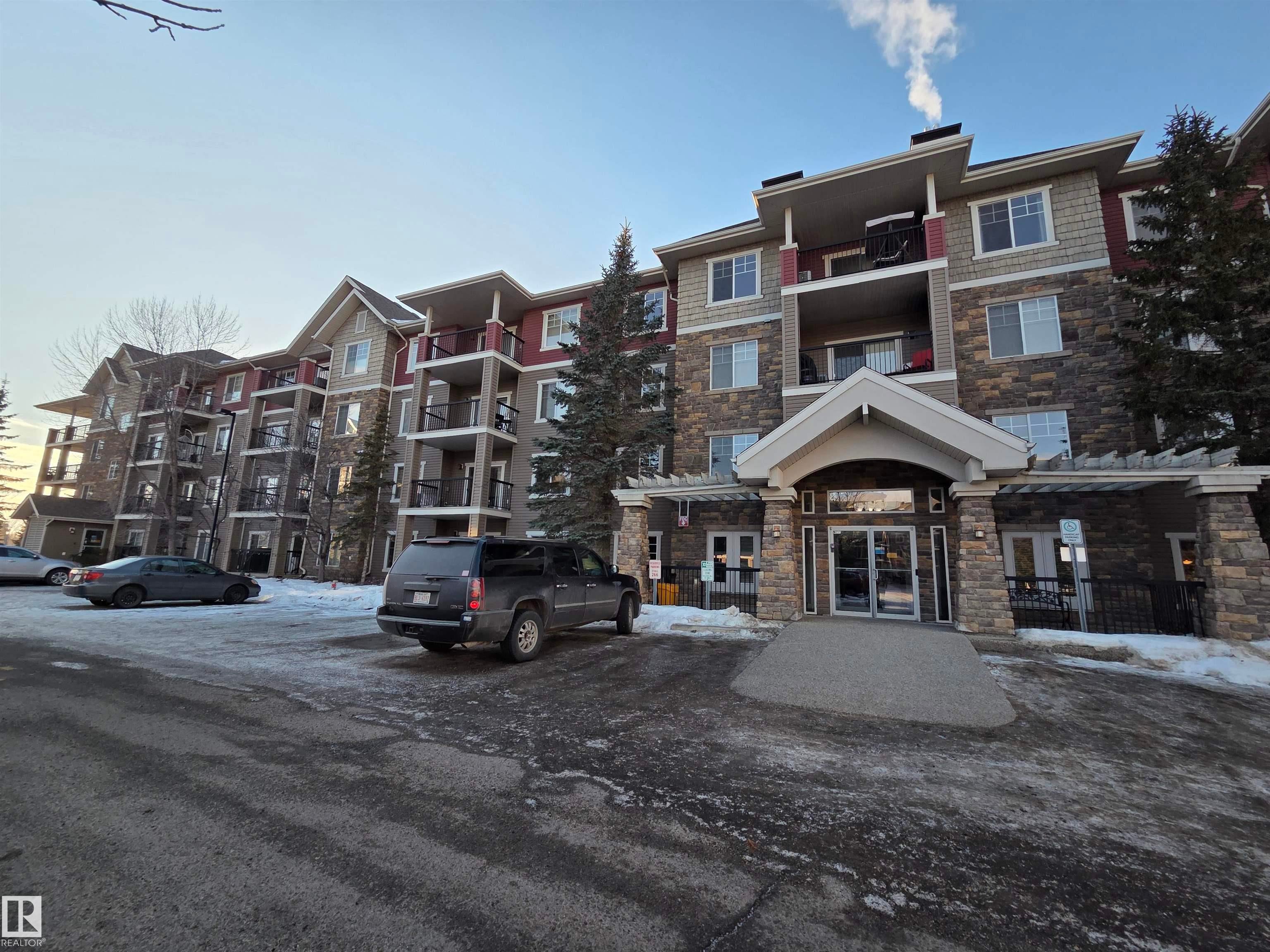 Edmonton Real Estate: Condo / Townhouse Property for Sale in Blackmud Creek