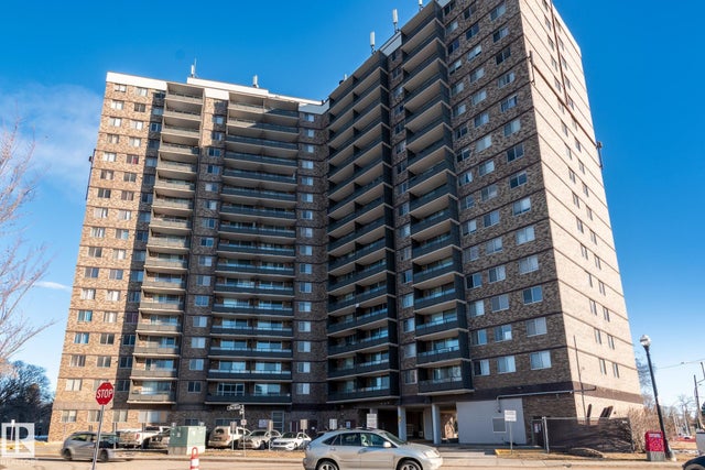 215 13910 Stony Plain Road, Edmonton