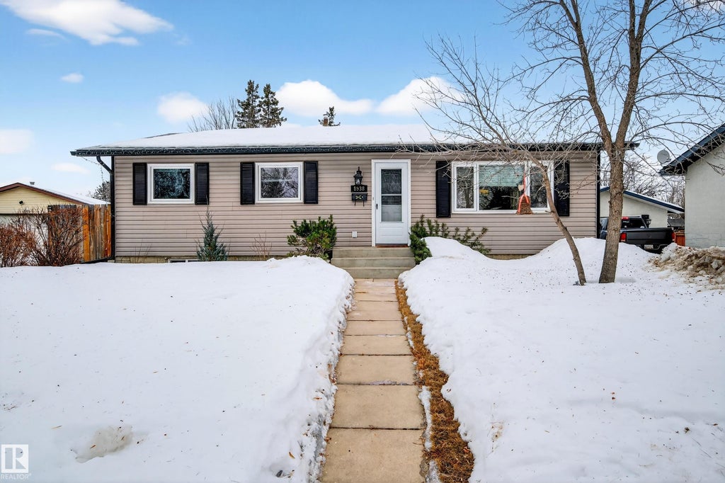 8938 94 Avenue, Fort Saskatchewan