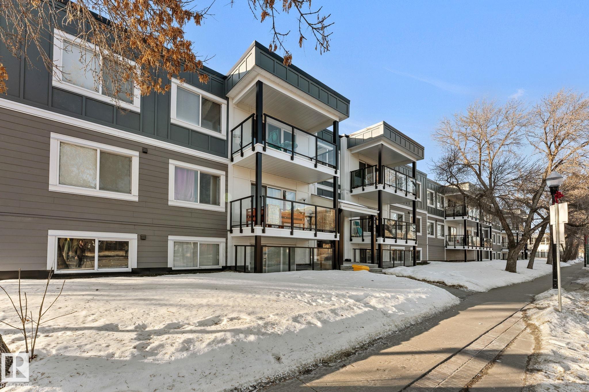 Condo / Townhouse Property for Sale at 13 11008 124 St Northwest, Edmonton: MLS®# E4470609