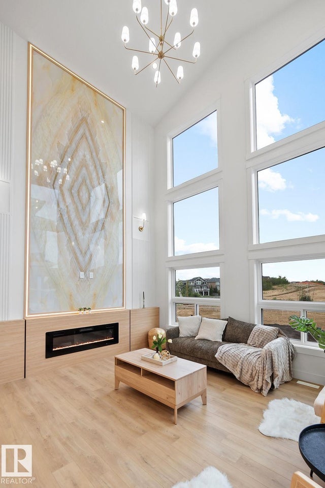 3335 Chickadee Drive, Edmonton