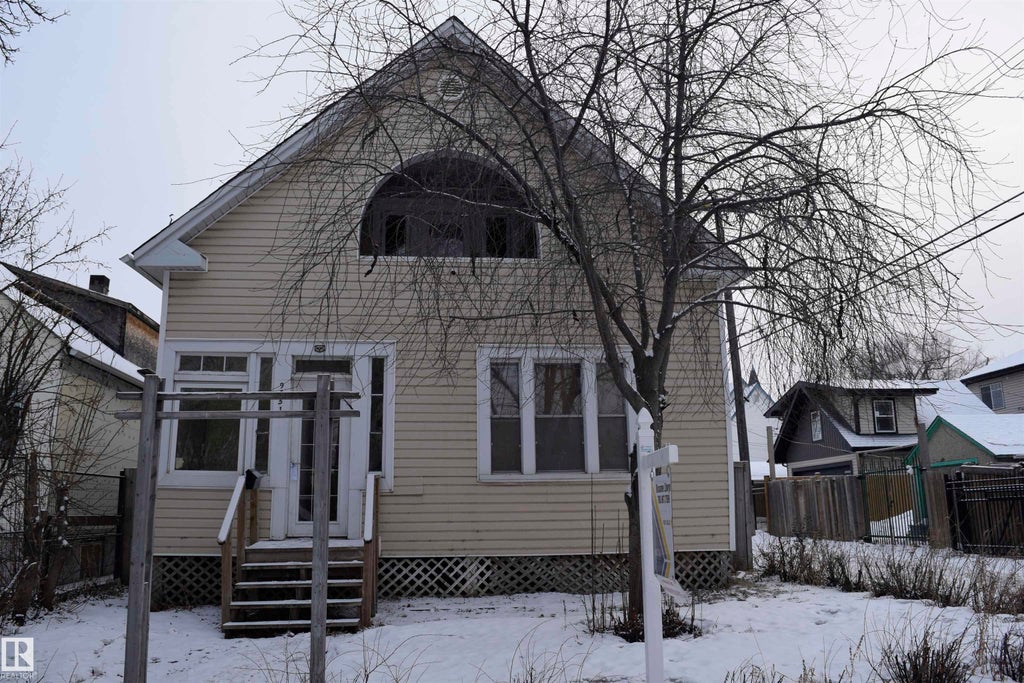 9551 106a Avenue, Edmonton