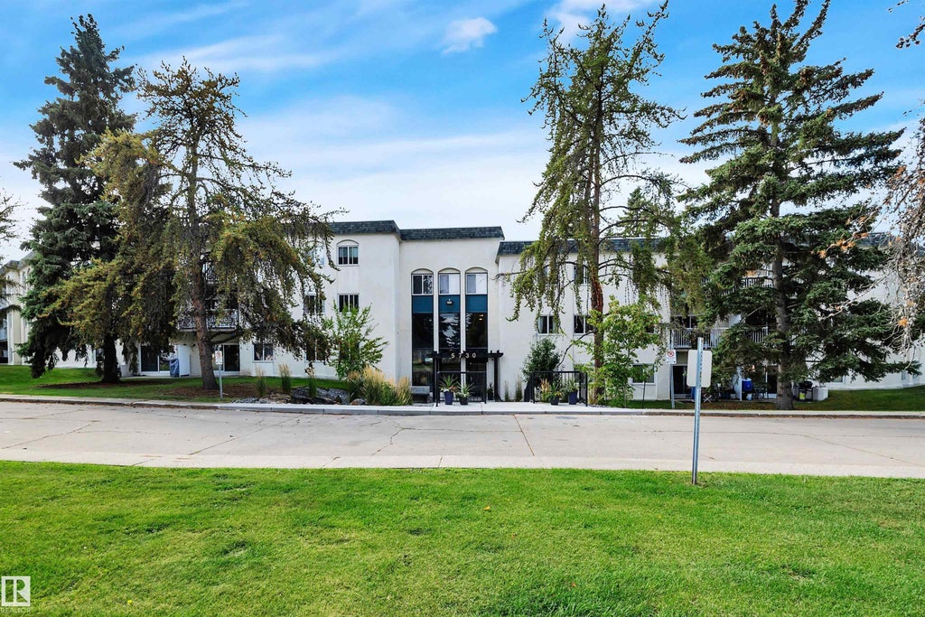 222 5730 Riverbend Road Nw, Edmonton