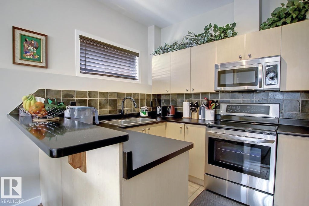 102 10905 109 Street Nw, Edmonton