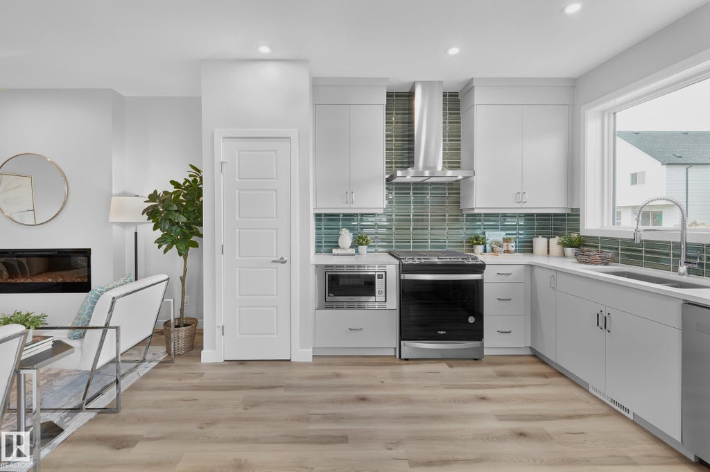 1230 Cristall Way Sw, Edmonton