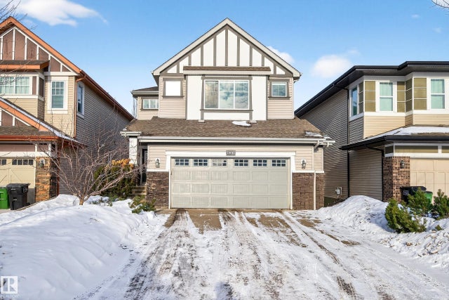 Single Family Home for Sale in Edmonton, AB