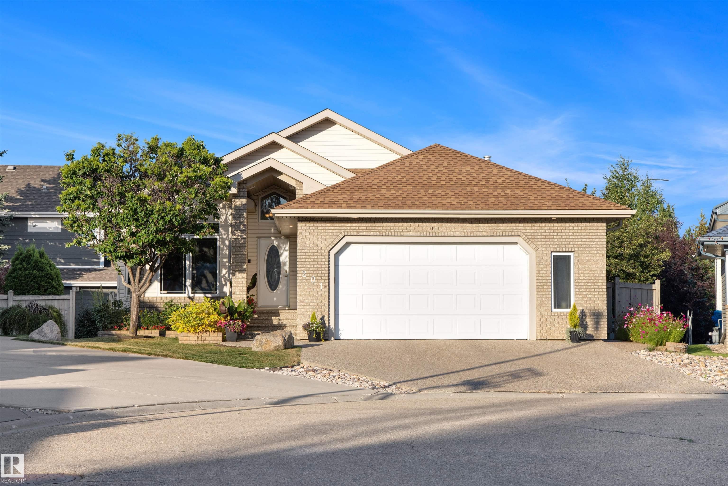 Photo of Listing #E4471198