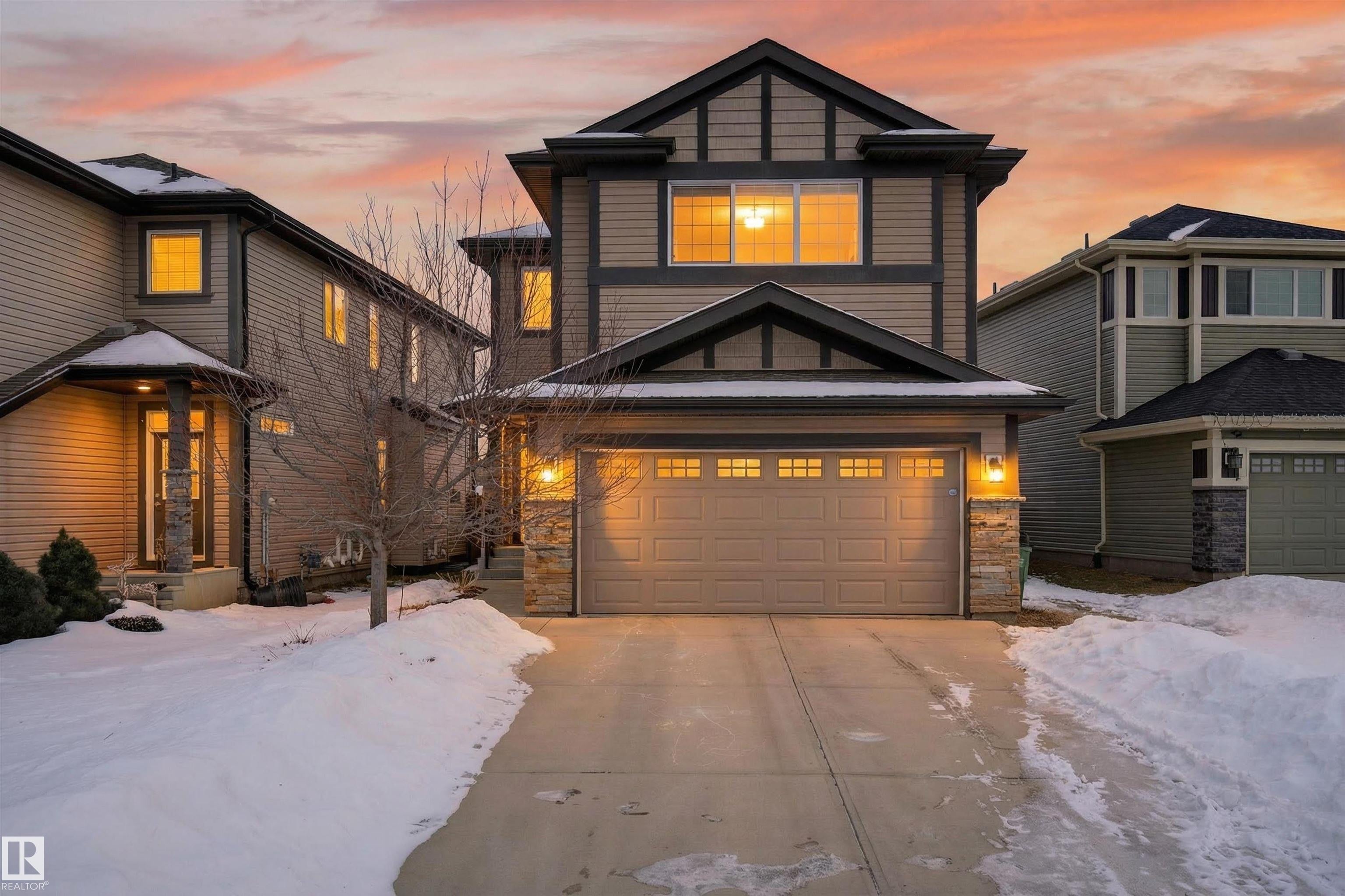 Photo for MLS®# E4471325 - home for sale at 4723 Alwood Bend Southwest, Allard, Edmonton AB