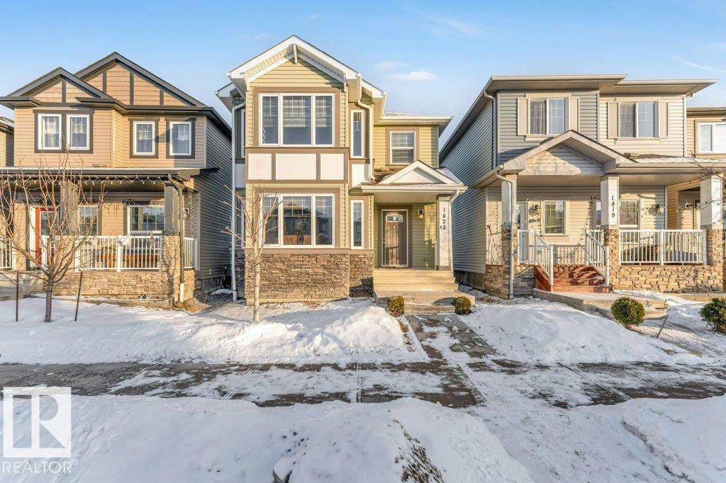 Photo for MLS®# E4471326 - home for sale at 1423 24 Street Northwest, Laurel, Edmonton AB