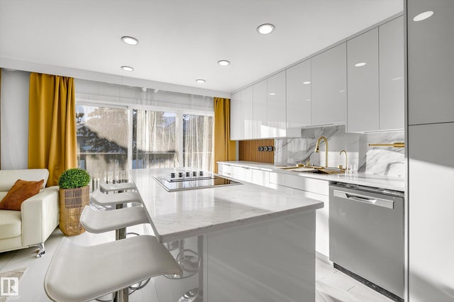 11a Meadowlark Village, Edmonton