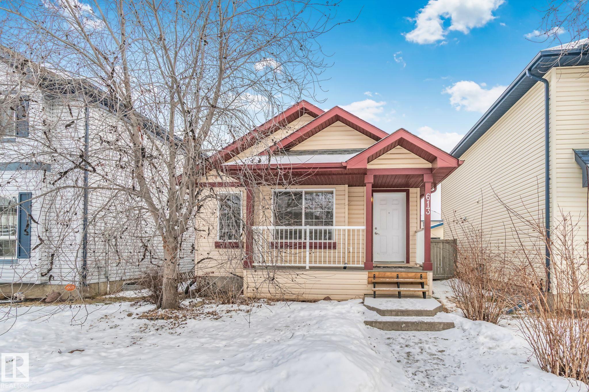 Photo for MLS®# E4471489 - home for sale at 613 83 Street Southwest, Ellerslie, Edmonton AB