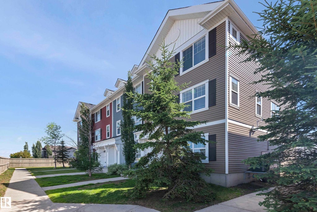 43 903 Crystallina Nera Way, Edmonton