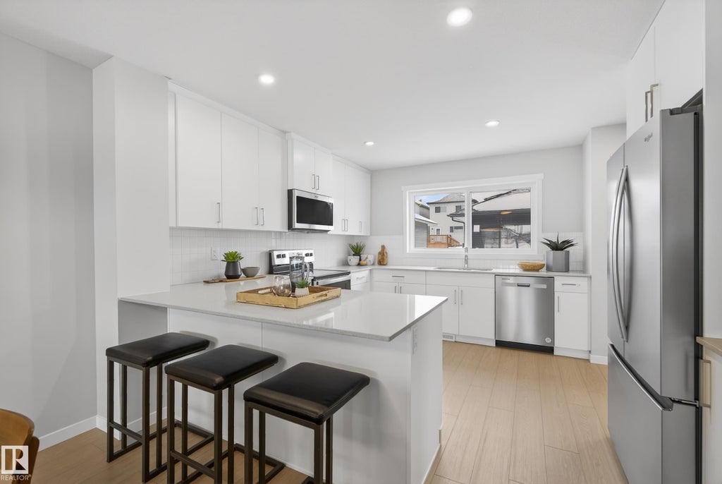 17672 69a Street Nw, Edmonton