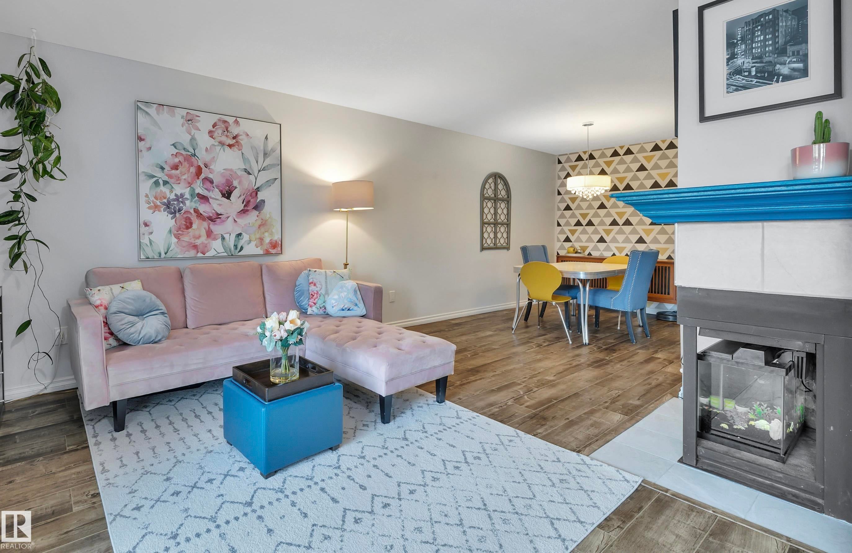 Edmonton Home for Sale: Condo / Townhouse Listing in Gariepy