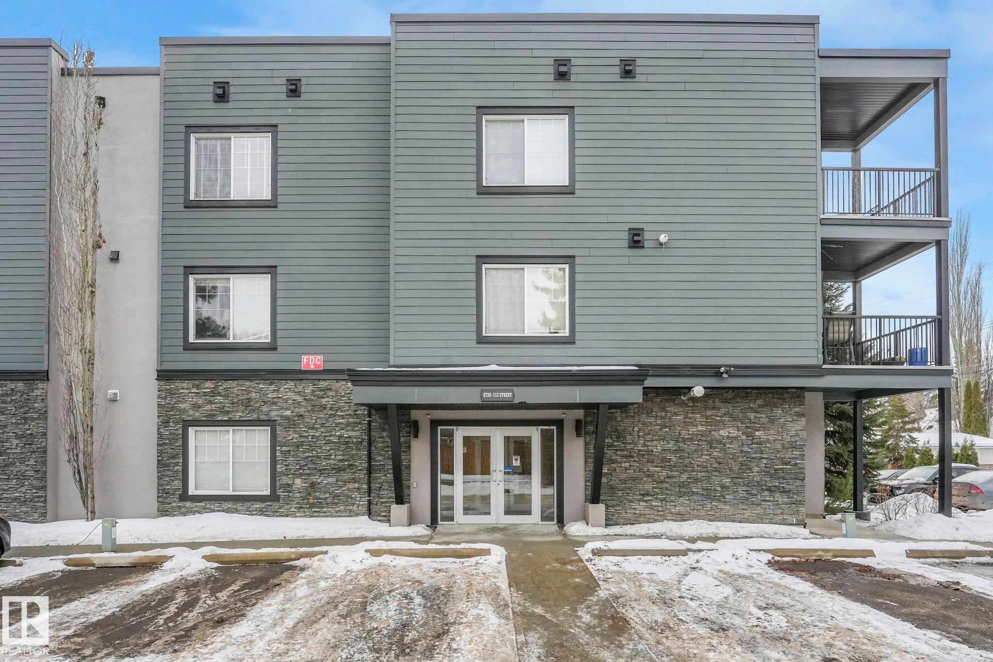 Edmonton Home for Sale: Condo / Townhouse Listing in Parkallen (Edmonton)