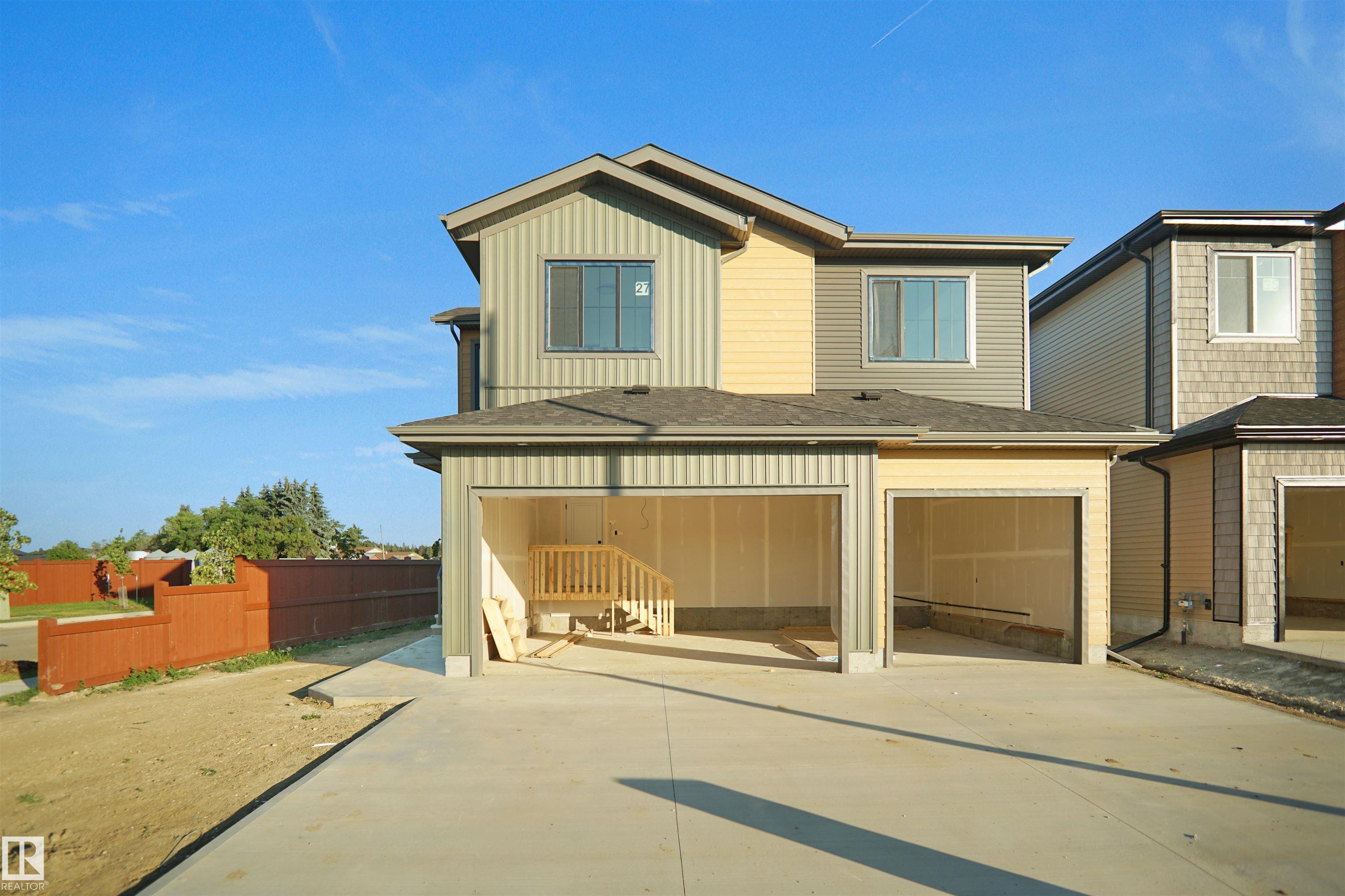 Photo for MLS®# E4471782 - home for sale at 27 Trill Point(e), Tonewood, Spruce Grove AB