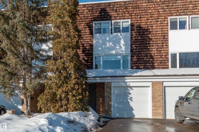 157 Great Oaks, Sherwood Park