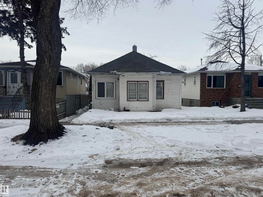 12224 93 Street Nw, Edmonton